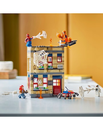 LEGO Super Mario: Mario Kart Interactive LEGO Mario & Standard Kart Toy 72043