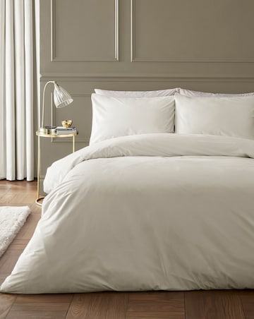 Catherine Lansfield Kingsley Matt Velvet Duvet Set