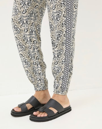 FatFace Lyme Inlay Floral Trousers