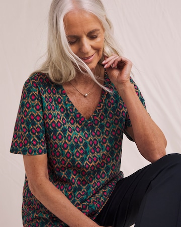 Julipa V Neck Printed T-Shirt