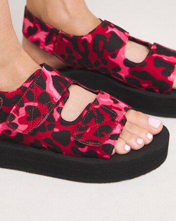 Simply Be Dream Touch And Close Active Flat Sandals - Wide Fit (E)