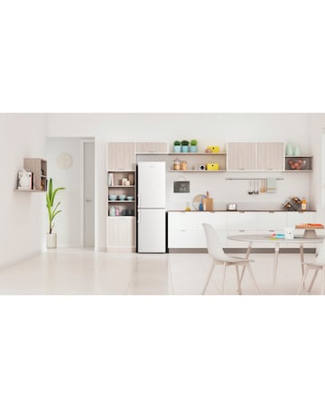 Indesit IB55732WUK 55cm Fridge Freezer - White
