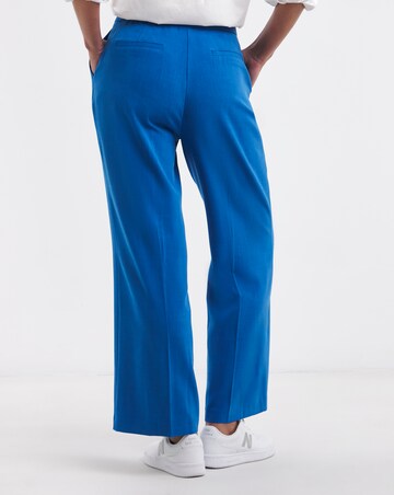 Textured Pleated Wide Leg Trousers