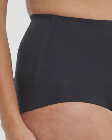 MAGISCULPT Medium Control Smooth & Sculpt Shapewear Full Knicker Black