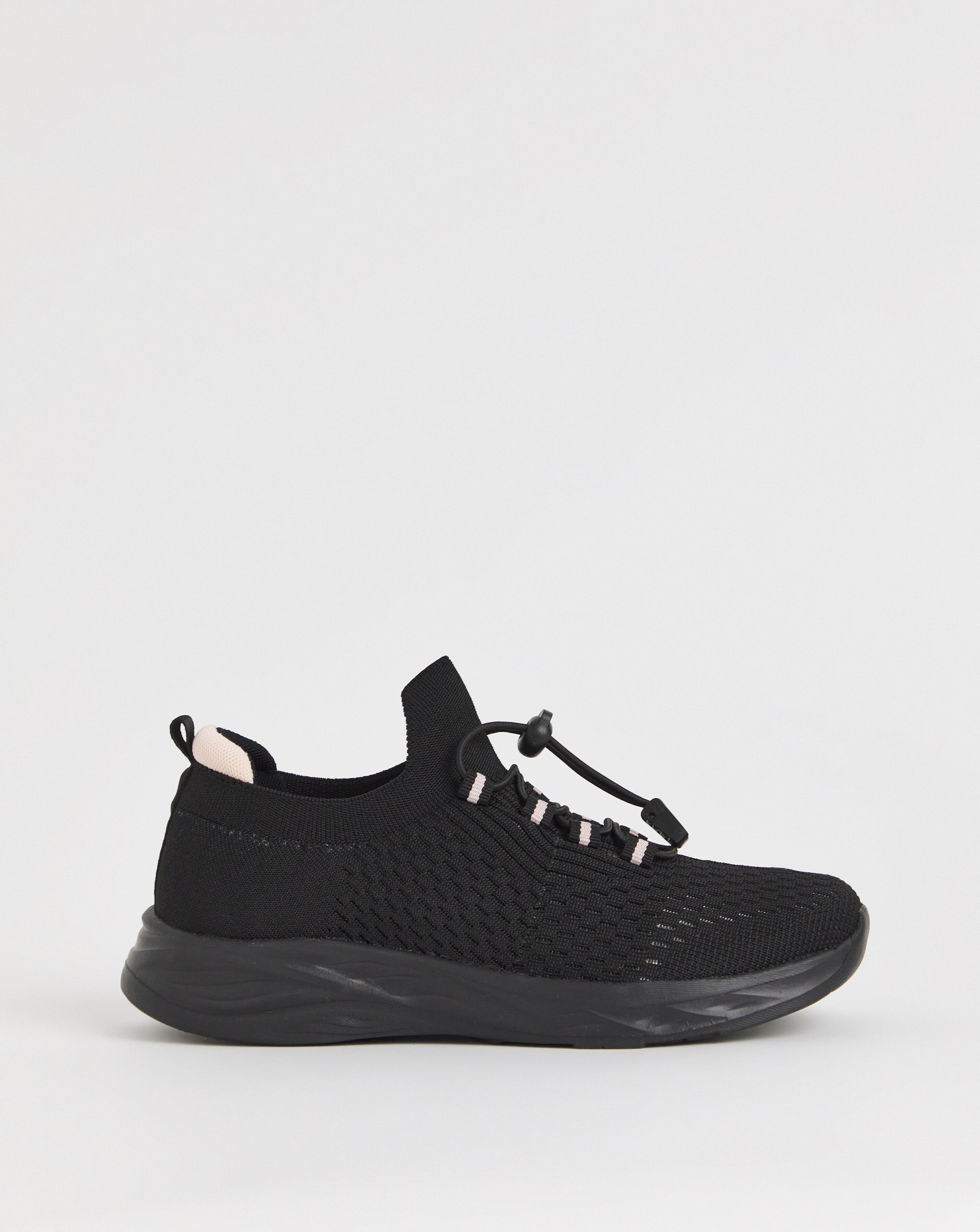 Cushion Walk Arch Support Toggle Trainers E Fit