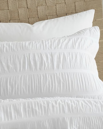 Catherine Lansfield Seersucker Duvet Set