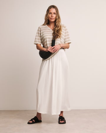 Anthology V-Neck Linen Mix T-Shirt