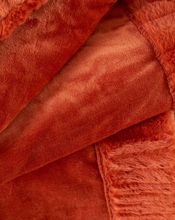 Catherine Lansfield Velvet Faux Fur Cosy Throw
