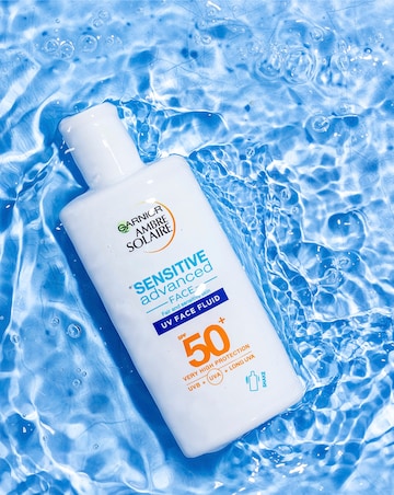 Ambre Solaire Ultra-Light Sensitive Face Fluid SPF50+ 40ml