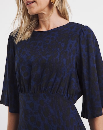 Half Sleeve Angel Sleeve Tea Dress