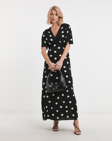 Textured Crinkle Lace Trim Maxi Dress