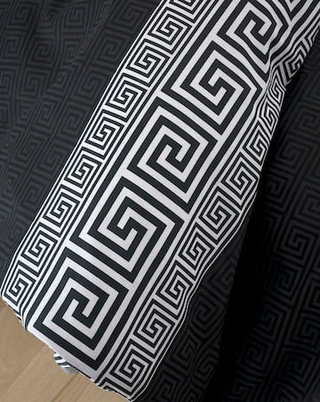 Catherine Lansfield Artemis Greek Key Duvet Set