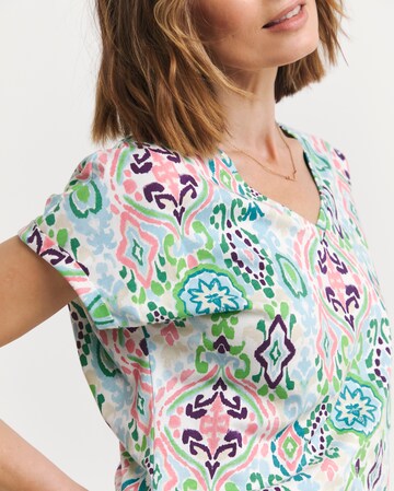 Printed V- Neck Short Sleeve T-Shirt