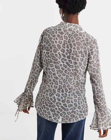 Georgette Frill Cuff Collar Blouse