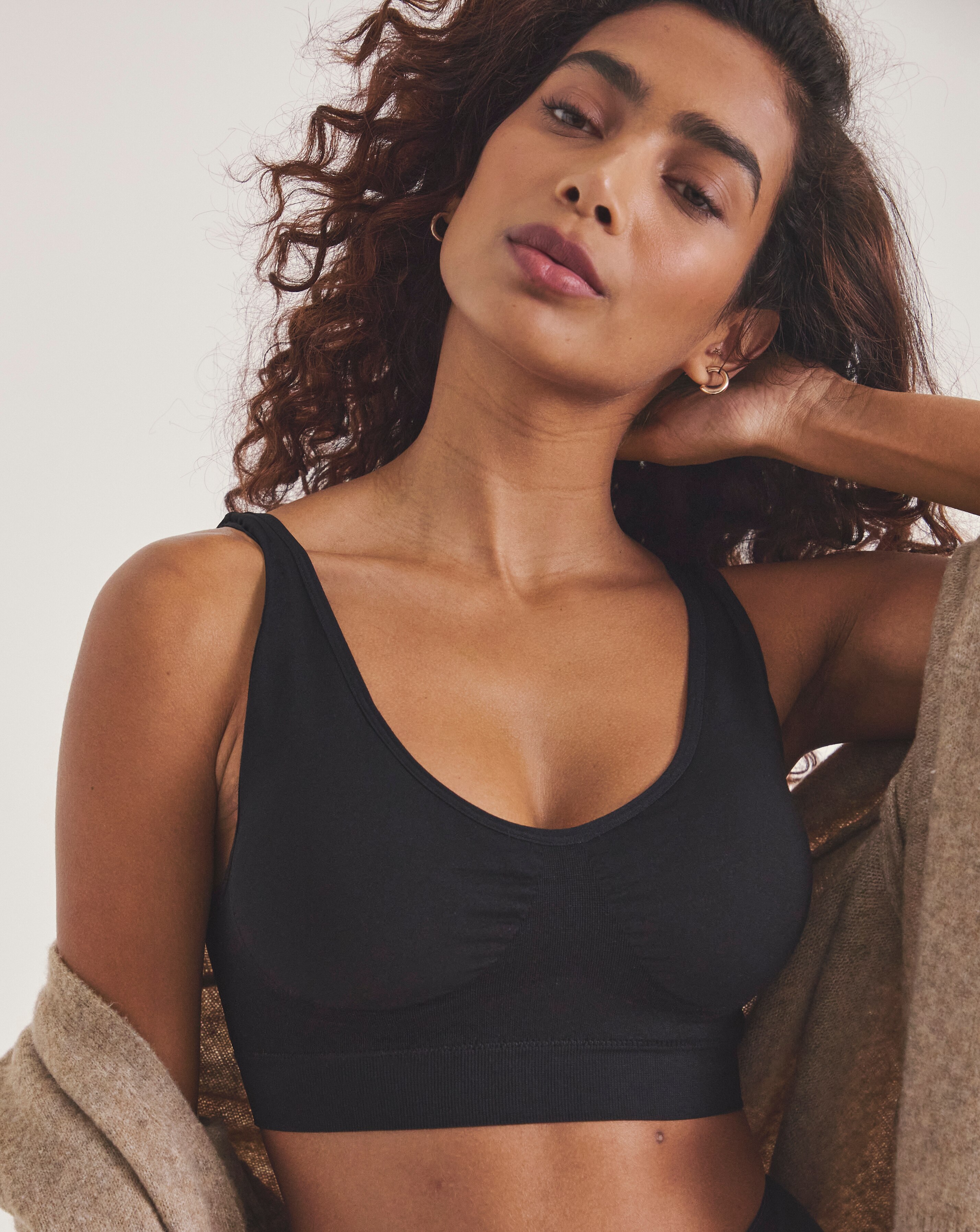 Pretty Secrets V Front Seamfree Comfort Bra Black