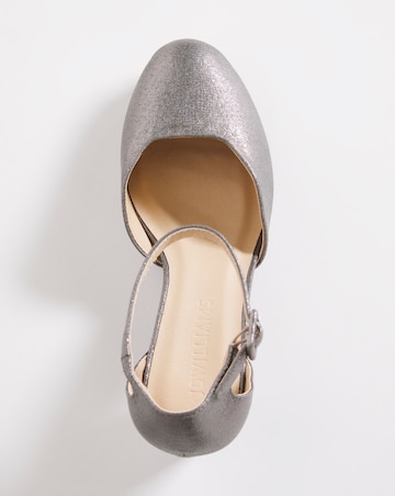 Heeled Shoe With Ankle Strap E Fit