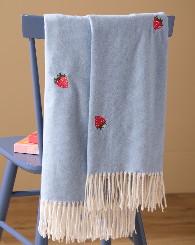 Furn. Fruits Lightweight Strawberry Embroidered Throw