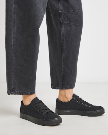 Ryder Lace Up Canvas Trainer - Standard Fit (D)