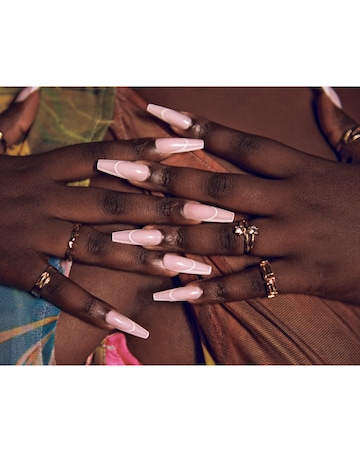 BLK Listed Instant Acrylic Nails Nude Outline