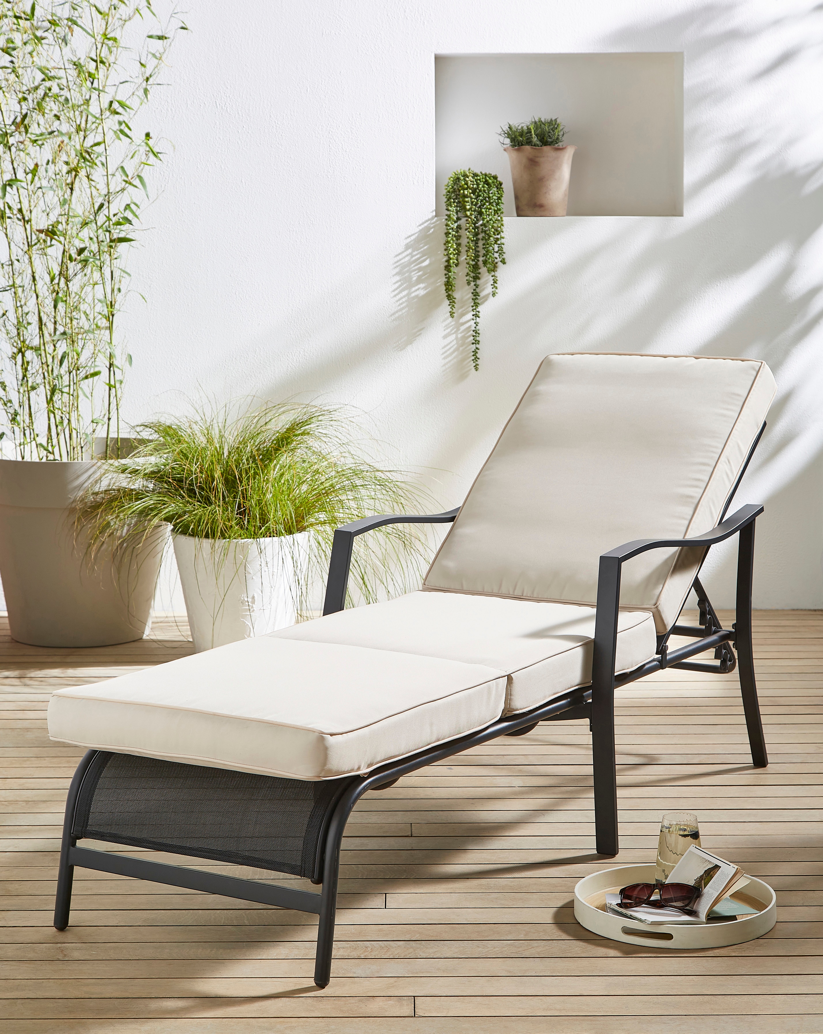 Como Sun Lounger
