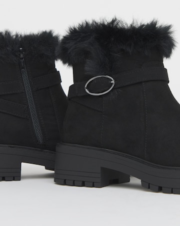 Heavenly Soles Alto Chunky Ankle Boots with Faux Fur Trim - Extra Wide Fit (EEE)