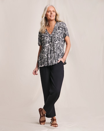 Julipa Printed Crinkle Short Sleeve Top