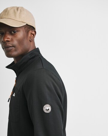 Snowdonia Overhead Black Grid Fleece