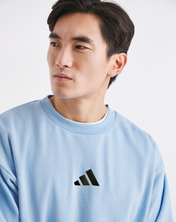 adidas FeelCozy Sweatshirt