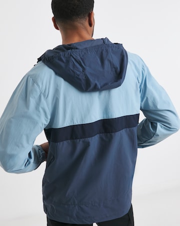 Columbia Spire Valley Hooded Windbreaker