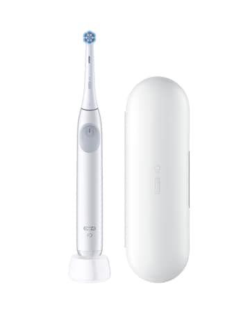 Oral-B iO2 Series Simple White + Travel Case