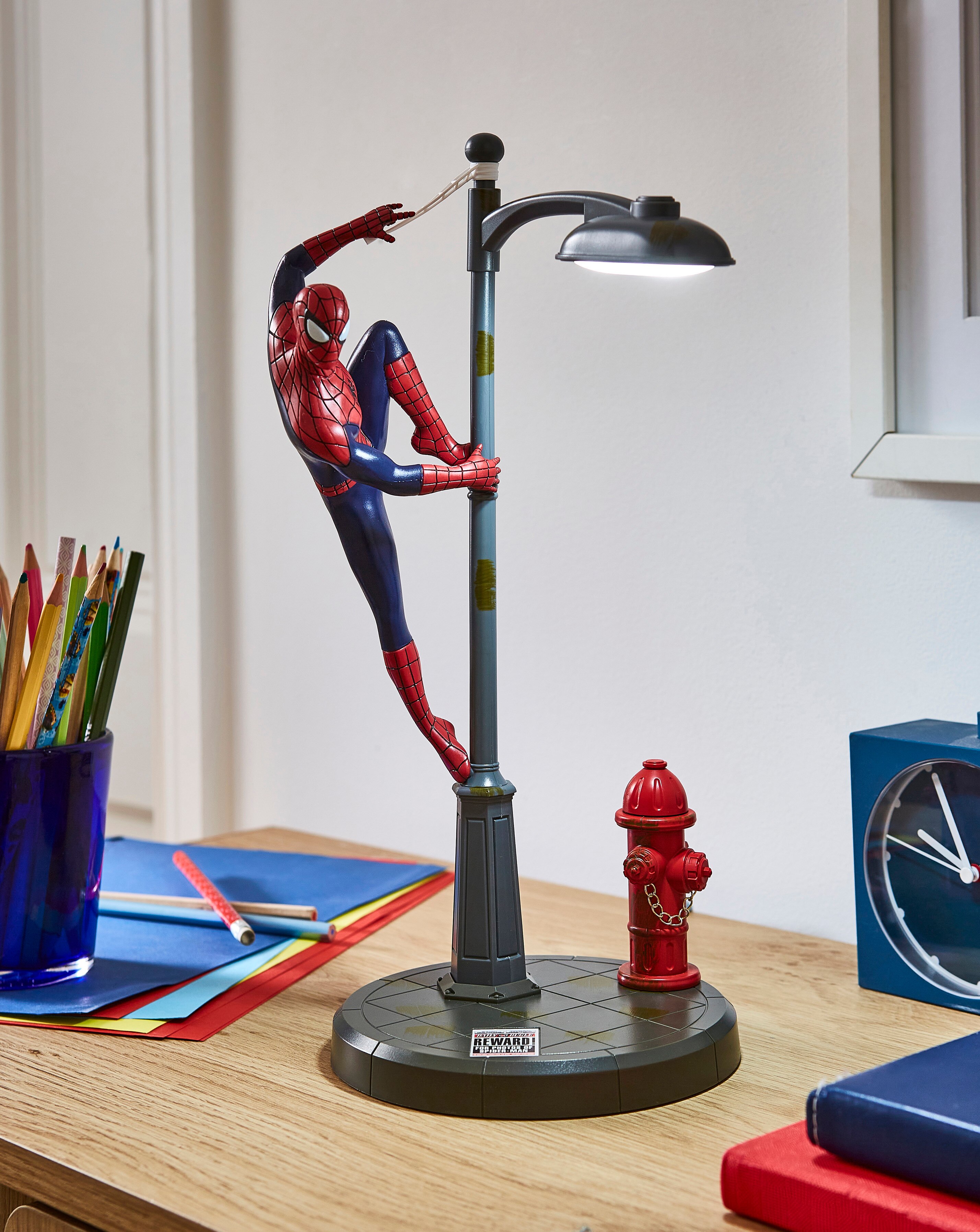 マーベル スパイダーマン 状況形状 USB デスクランプ ナイトライト