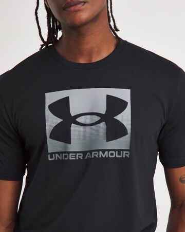 Under Armour Boxed Logo Short Sleeve T-Shirt