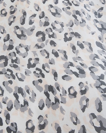 Roar Leopard Cotton Blend Reversible Duvet Cover Set