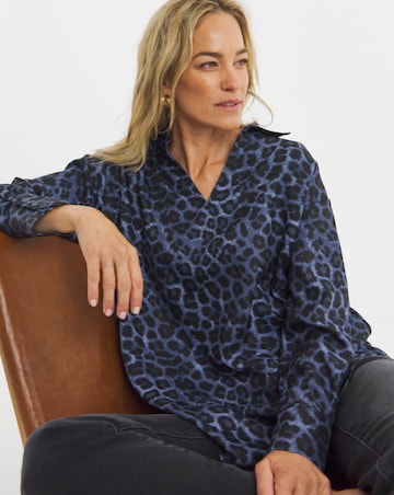 Collar Detail Popover Blouse