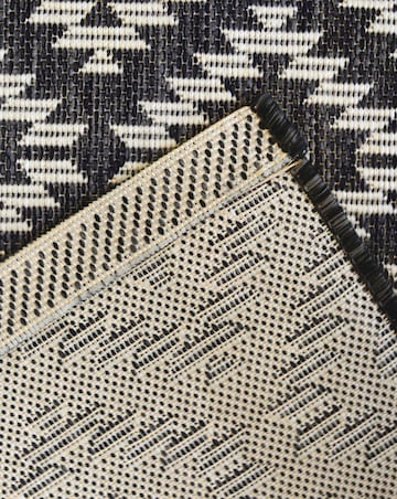 Geo Indoor/Outdoor Rug