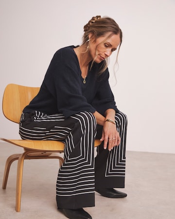 Anthology V Neck Half Sleeve Jumper