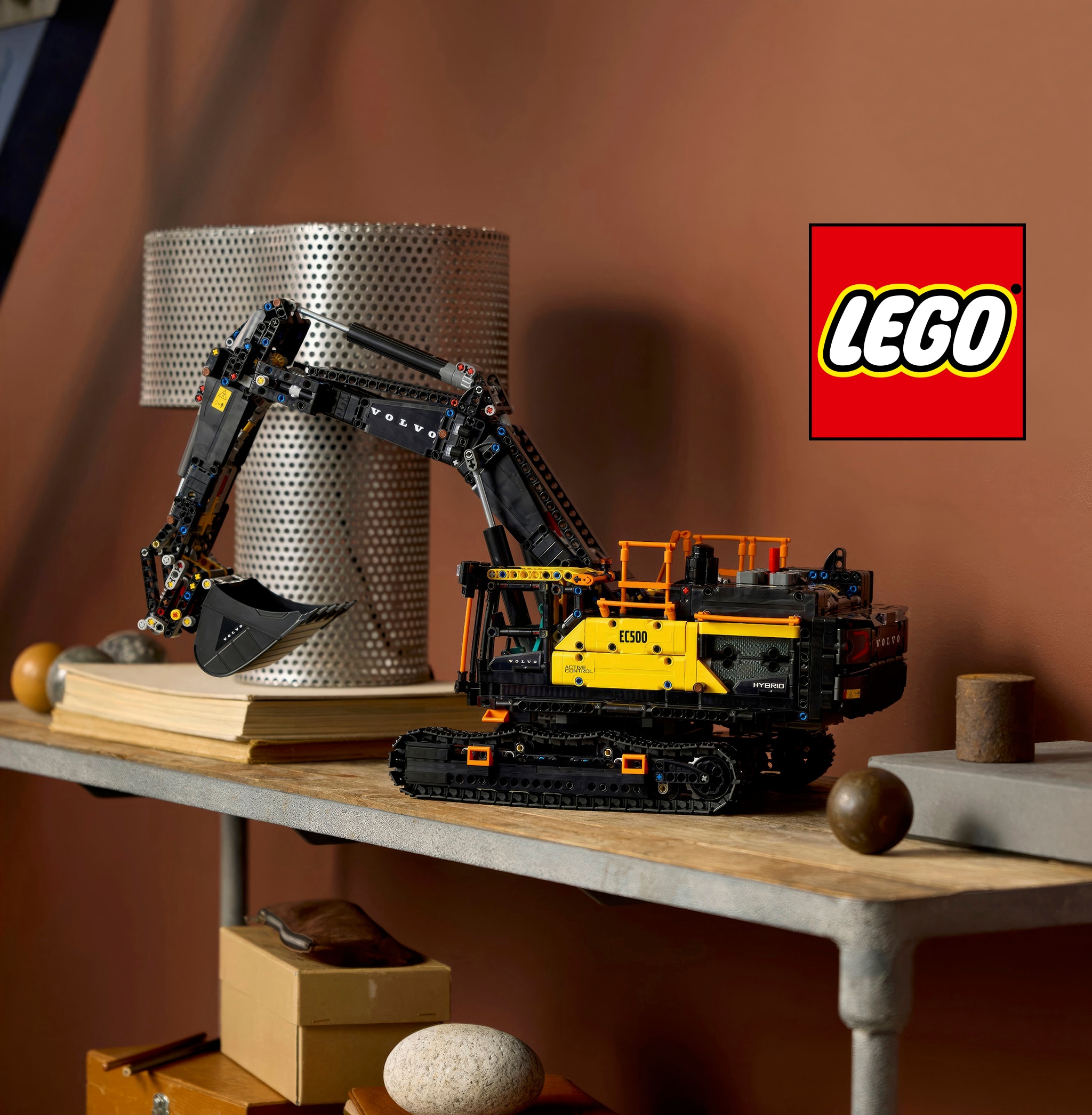 LEGO Technic Volvo EC500 Hybrid Excavator, Motorised Construction Vehicle 42215