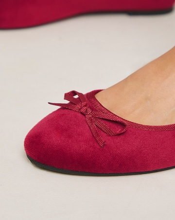 Moxie Soft Ballerina Slippers - Extra Wide Fit (EEE)