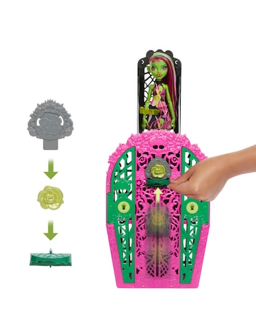 Monster High Skulltimate Secrets Venus Doll