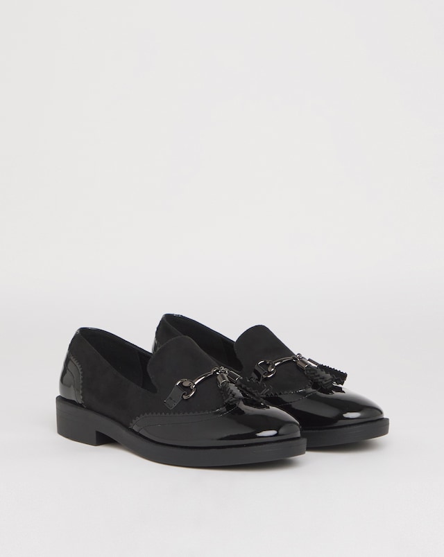 Drama Brogue Tassel Loafer - Standard Fit (D)