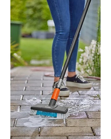 Gardena Cleansystem Wash Set with Hard Handle