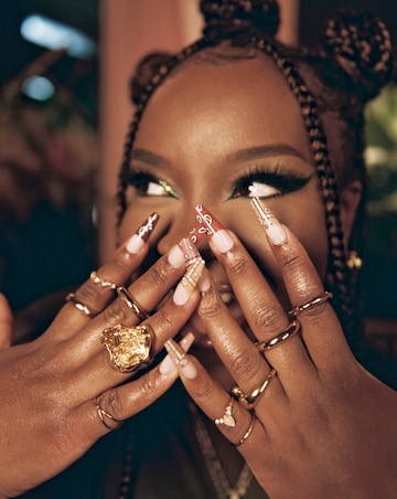 BLK Listed Instant Acrylic Nails Bandana Print