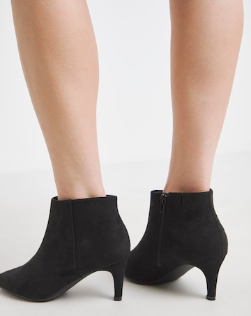 Cairns Kitten Heel Pointed Toe Ankle Boot - Wide Fit (E)