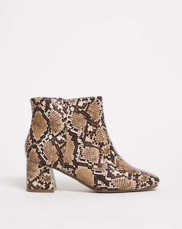 Block Heeled Boot - Wide Fit (E)