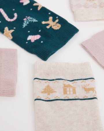 Pretty Secrets (5 Pair Pack) Ankle Socks (Wide Fit) Christmas