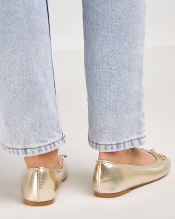 Selena Classic Flat Ballerina Shoes - Extra Wide Fit (EEE)