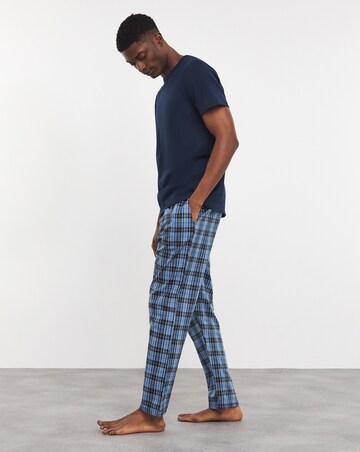 Crew Neck and Stripe Bottom Set