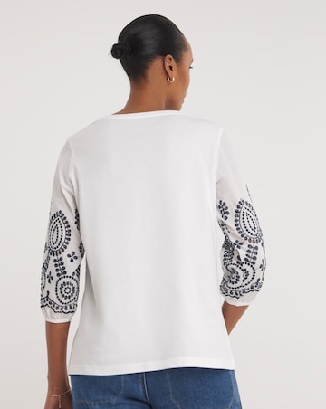 Broderie 3/4 Length Sleeve Crew Neck Top