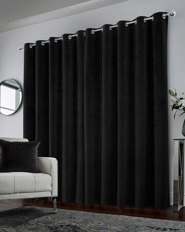 Hampton 100% Blackout Eyelet Velvet Curtain