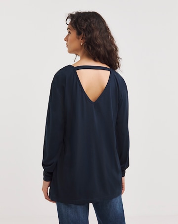 Cut Out Long Sleeved Longline Top